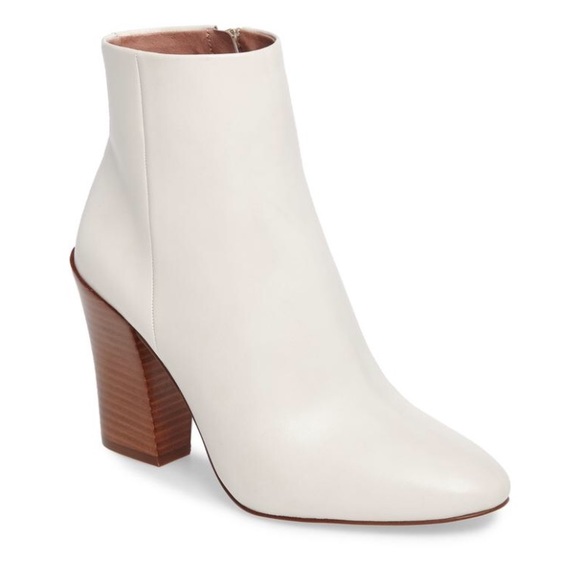 Louise Et Cie Verdana White Block Heel Bootie - Picture 2 of 7